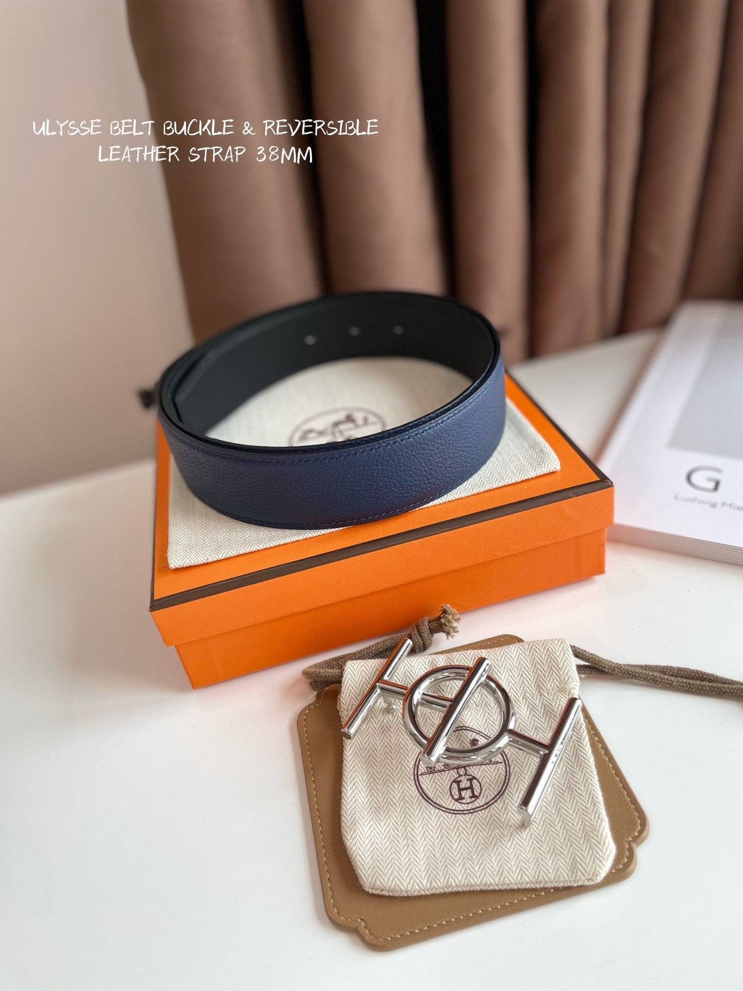 ULYSSE BELT BUCKLE & REVERSIBLE NAVY BLUE LEATHER STRAP 38MM SILVER HARDWARE