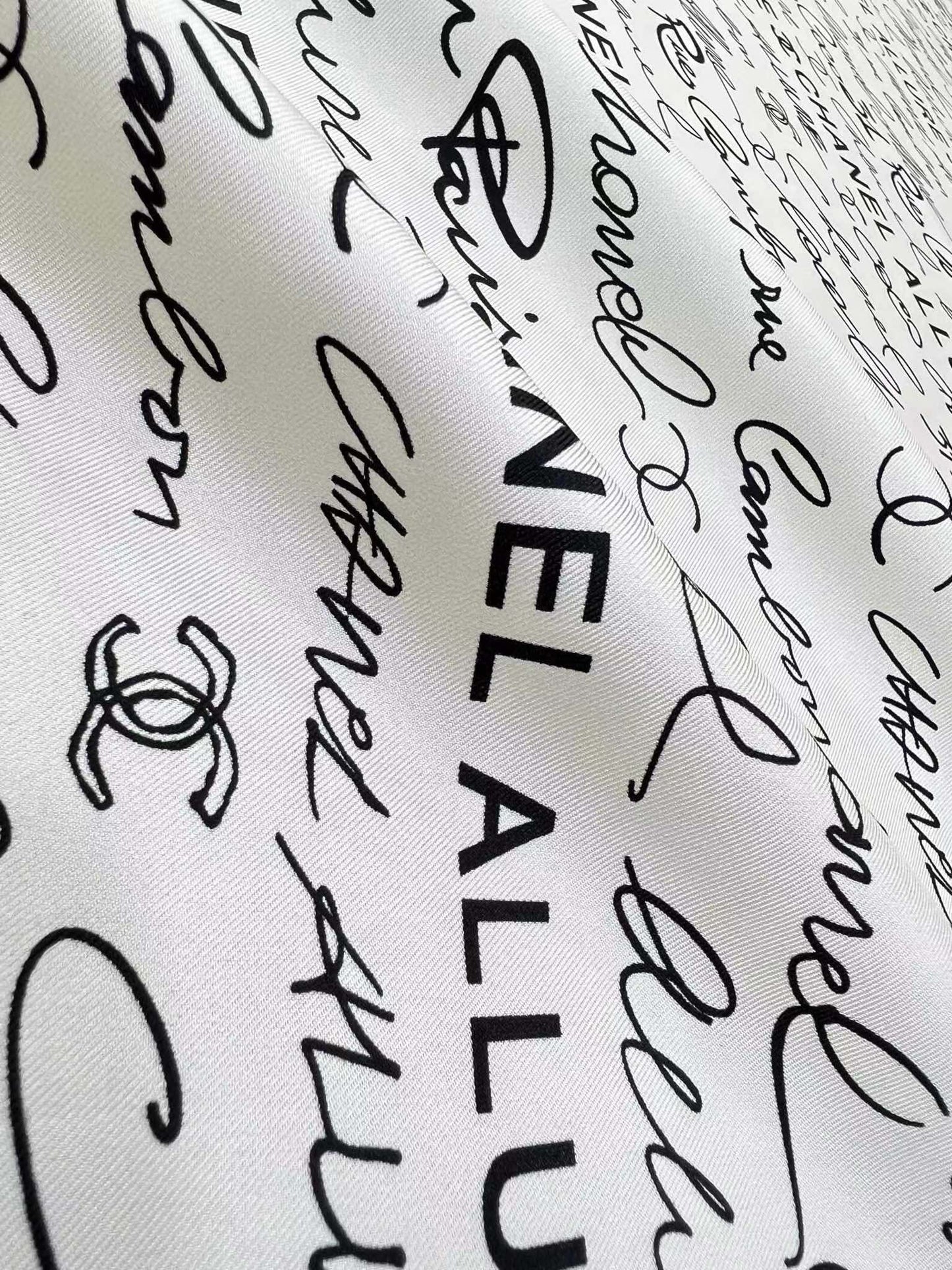 CC Square Scarf 90 CM In White With Black Text Silk 288694