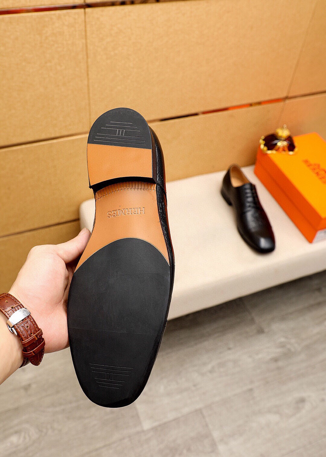 HM BALLY SCRIVANI HANDPAINTED BLACK CALFSKIN