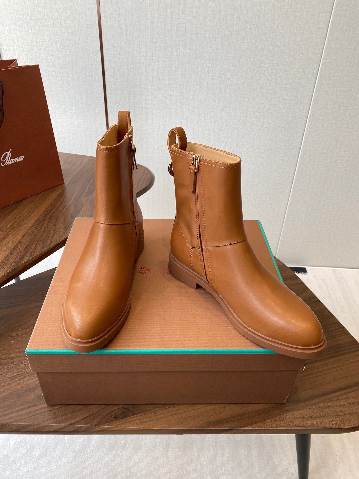 LP latest short boots brown calfskin 388108