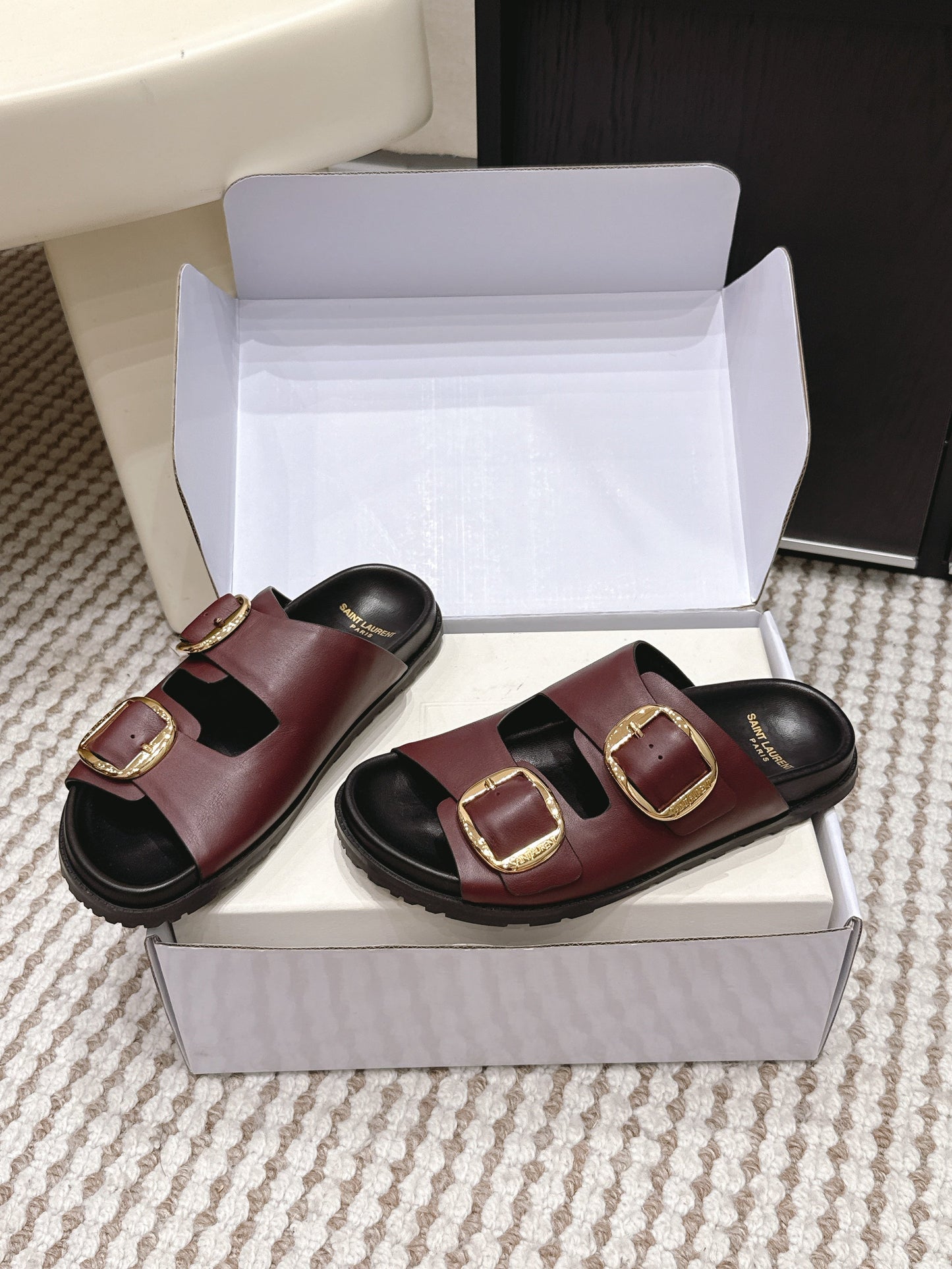 YSL 26ss Platform Slippers Black Burgundy Sheepskin Gold Buckle 663207