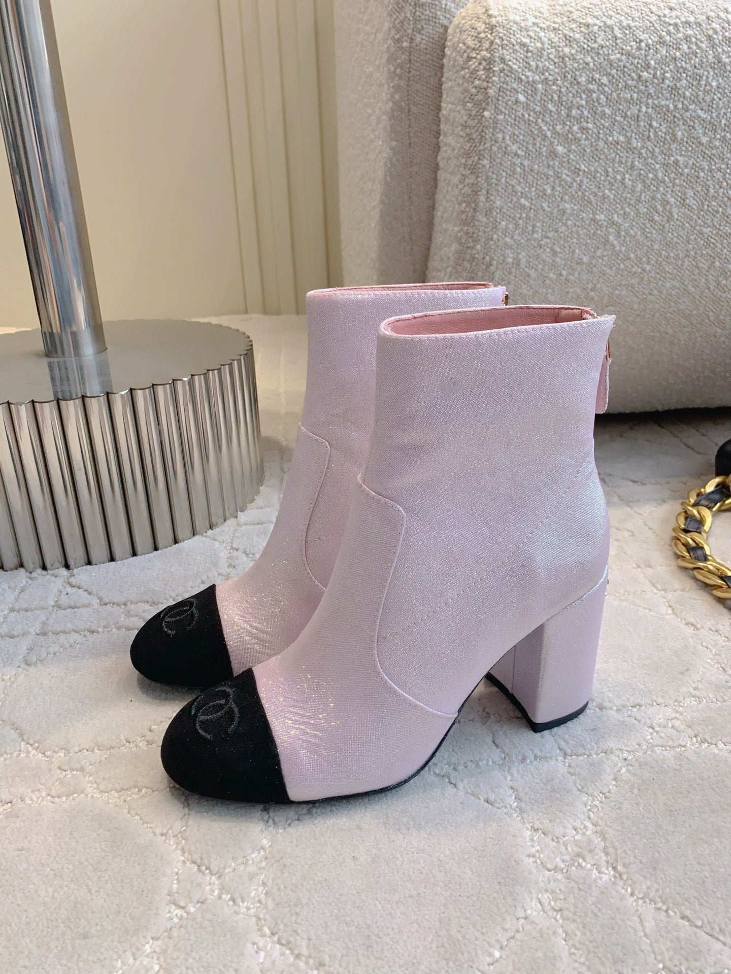 CC 25 Short Boot Pink Black Fabric Sheepskin 516639