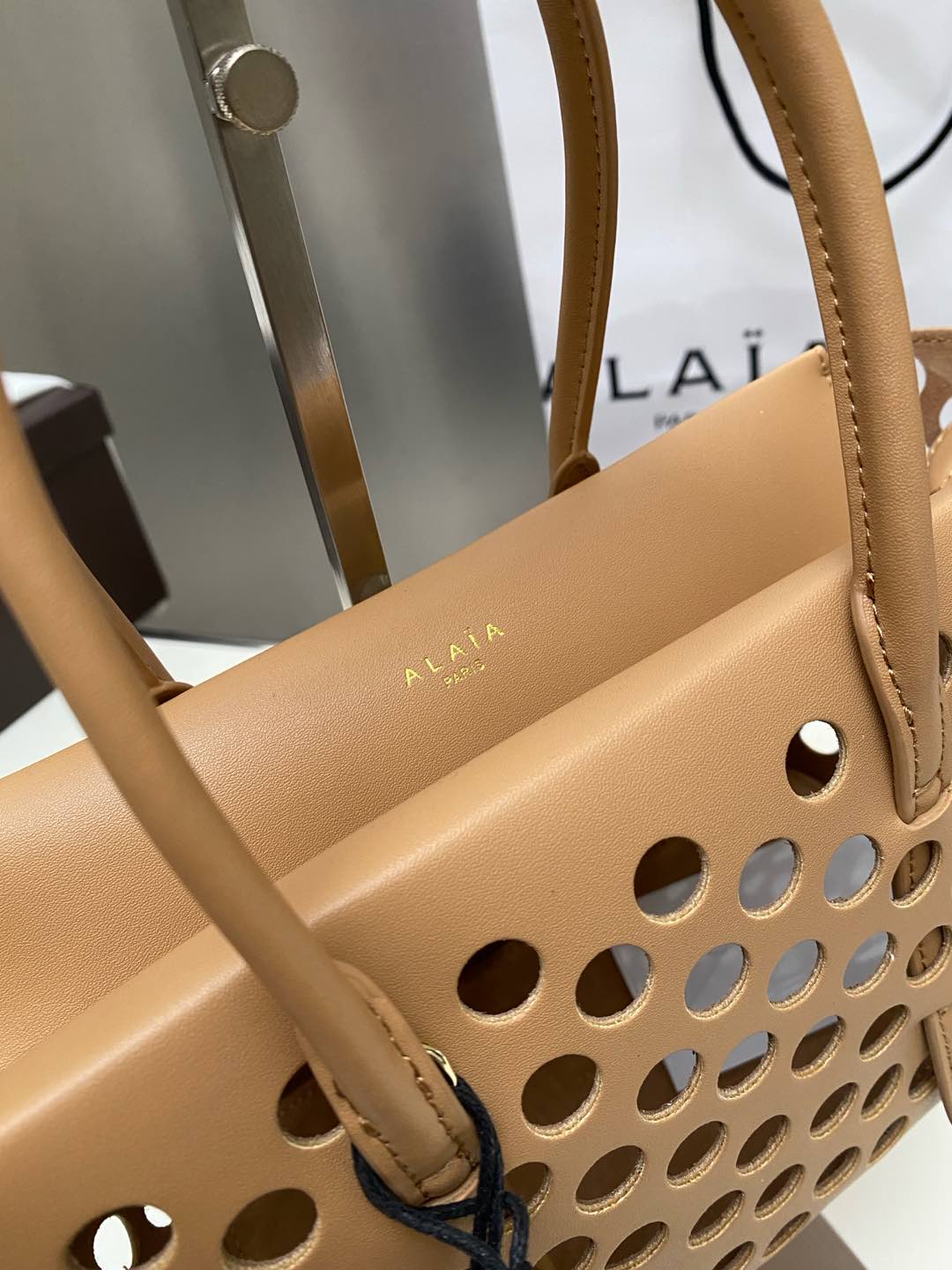 Alaia NEO MINA 20 BAG BROWN CALFSKIN 243015