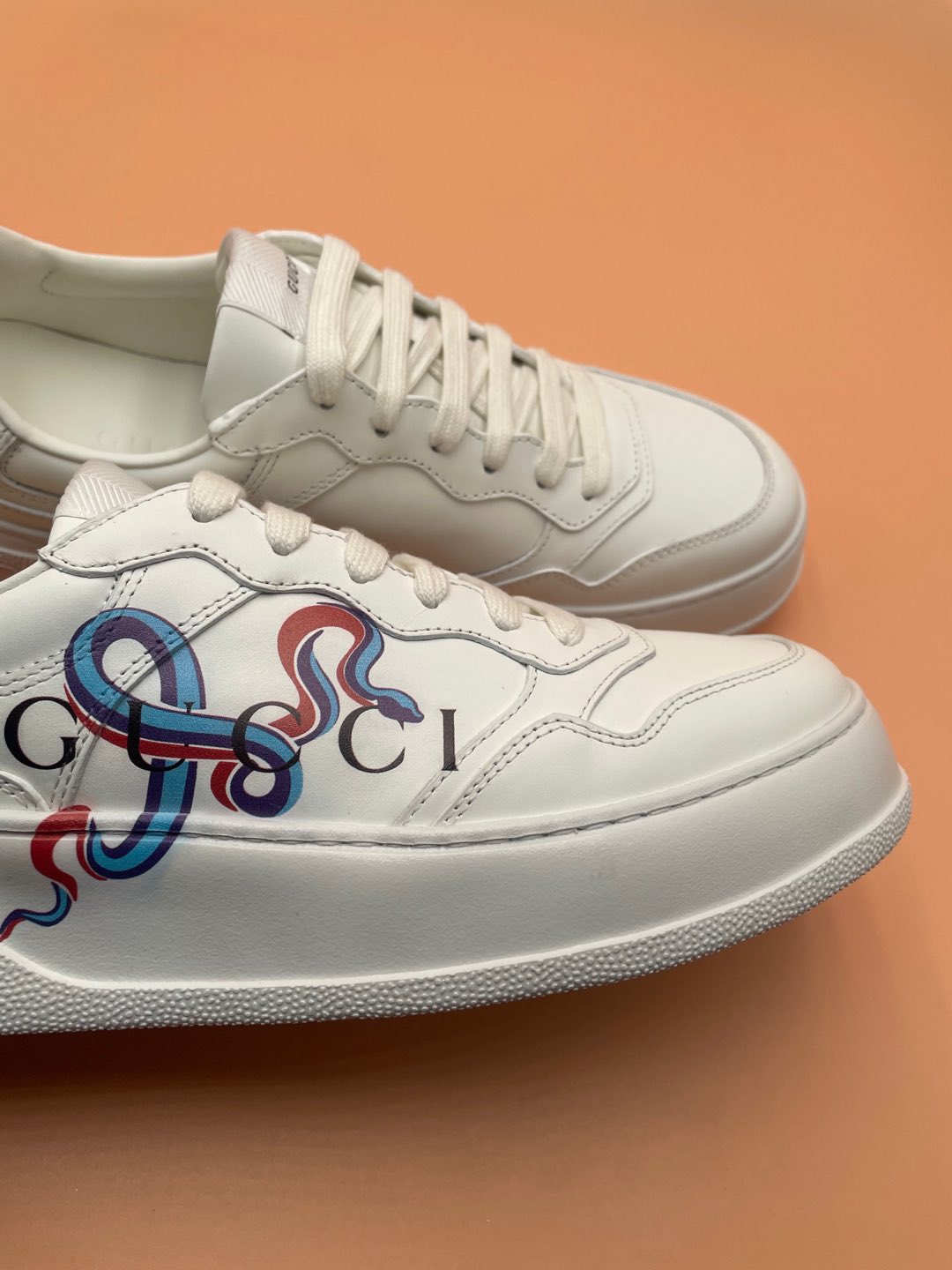 GG Men's Sneaker White Cowhide 523543