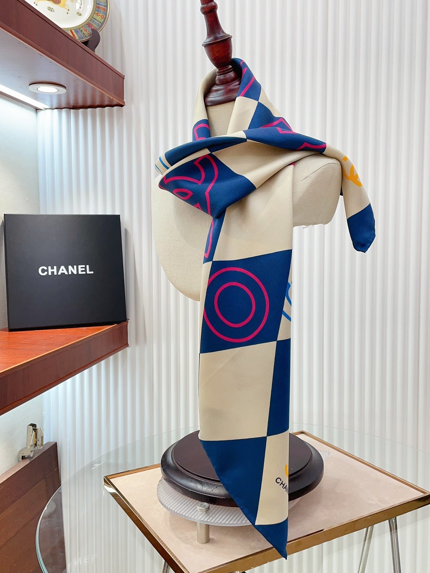 CC Square Scarf 90 CM In Colorful Silk Twill 208576