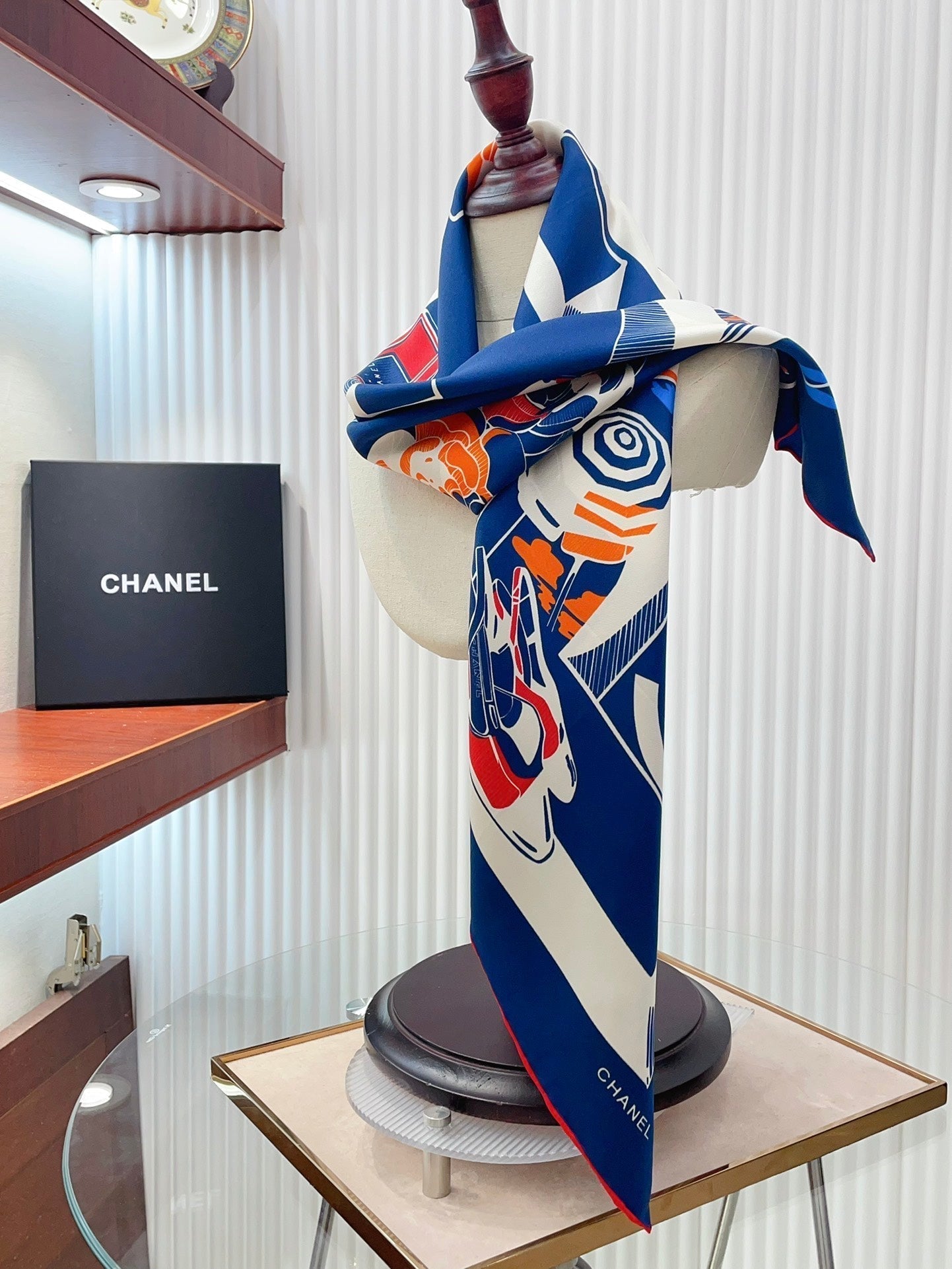 CC Square Scarf 90 CM In Blue Colorful Silk Twill 211097