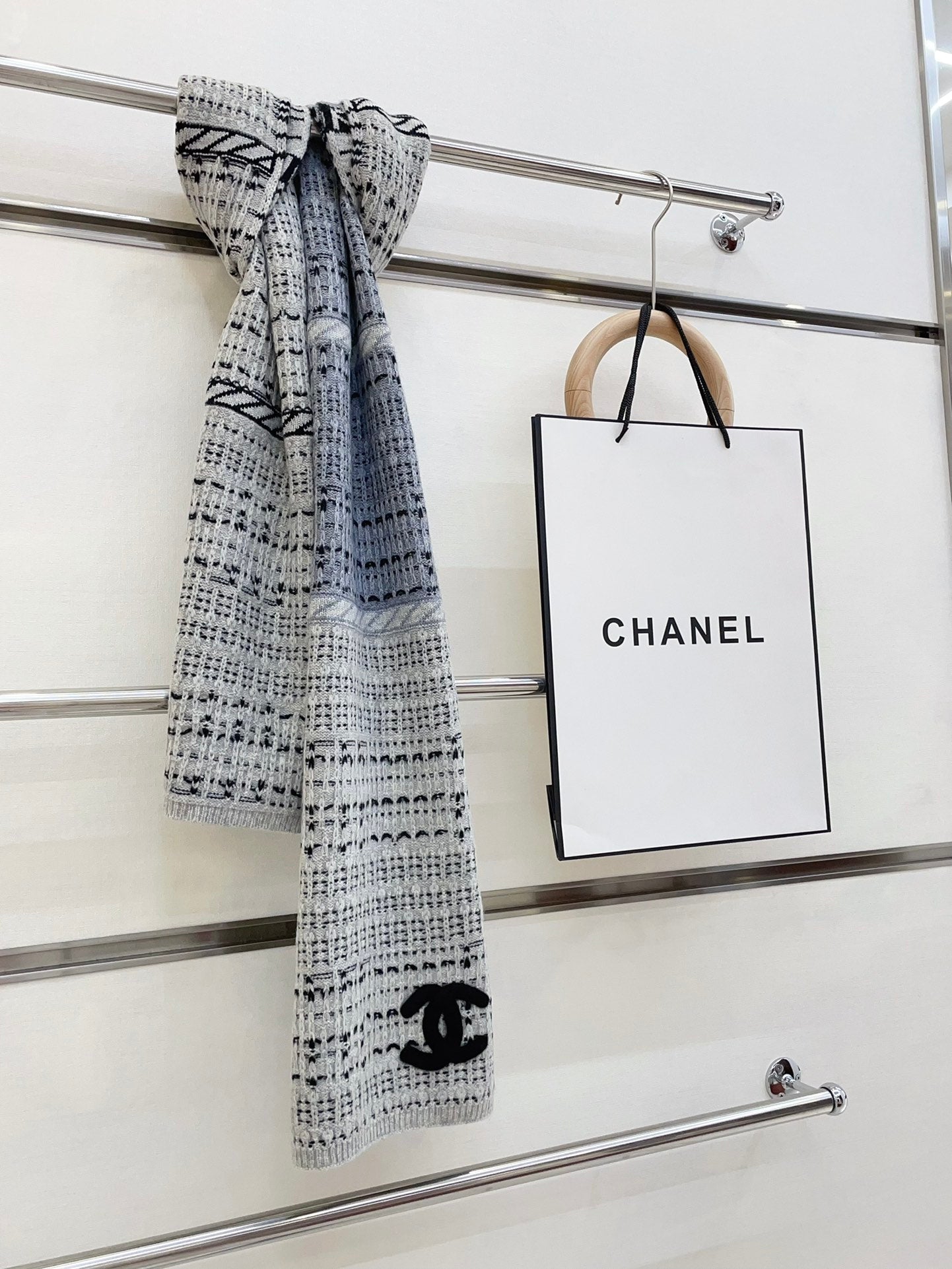 CC Scarf 180 CM In White Grey Mix Black Wool 388185
