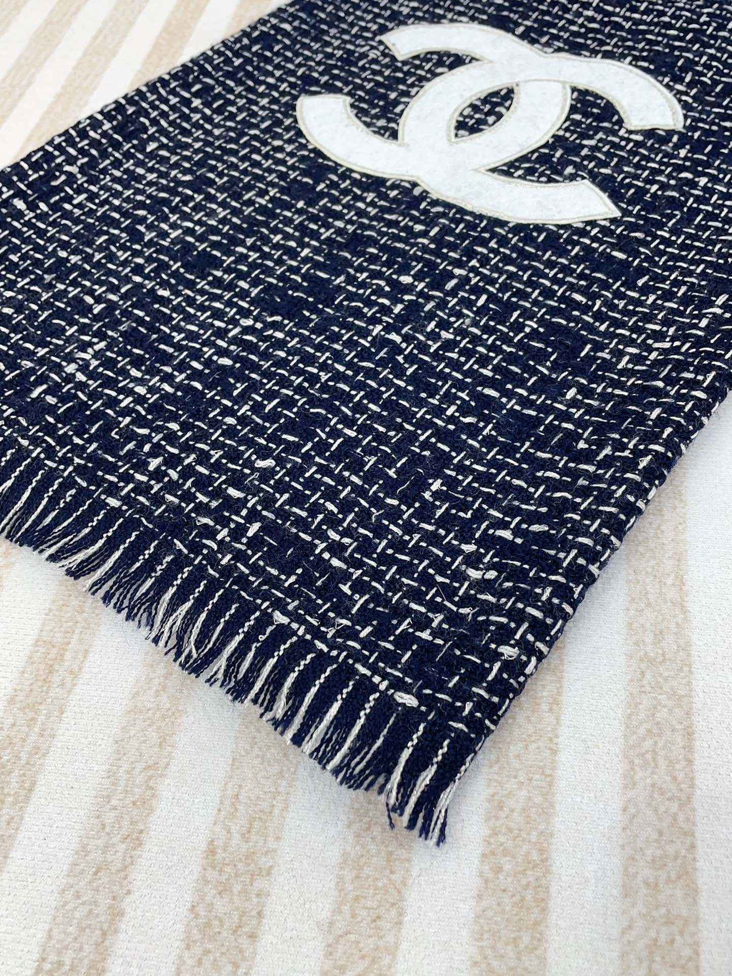 CC Scarf 190 CM In Charcoal Blue Mix White Cashmere 421408
