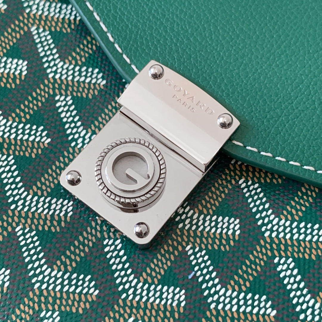 CHYPRE WALLET-POUCH 21 IN GREEN GOYARDINE CANVAS AND CALFSKIN