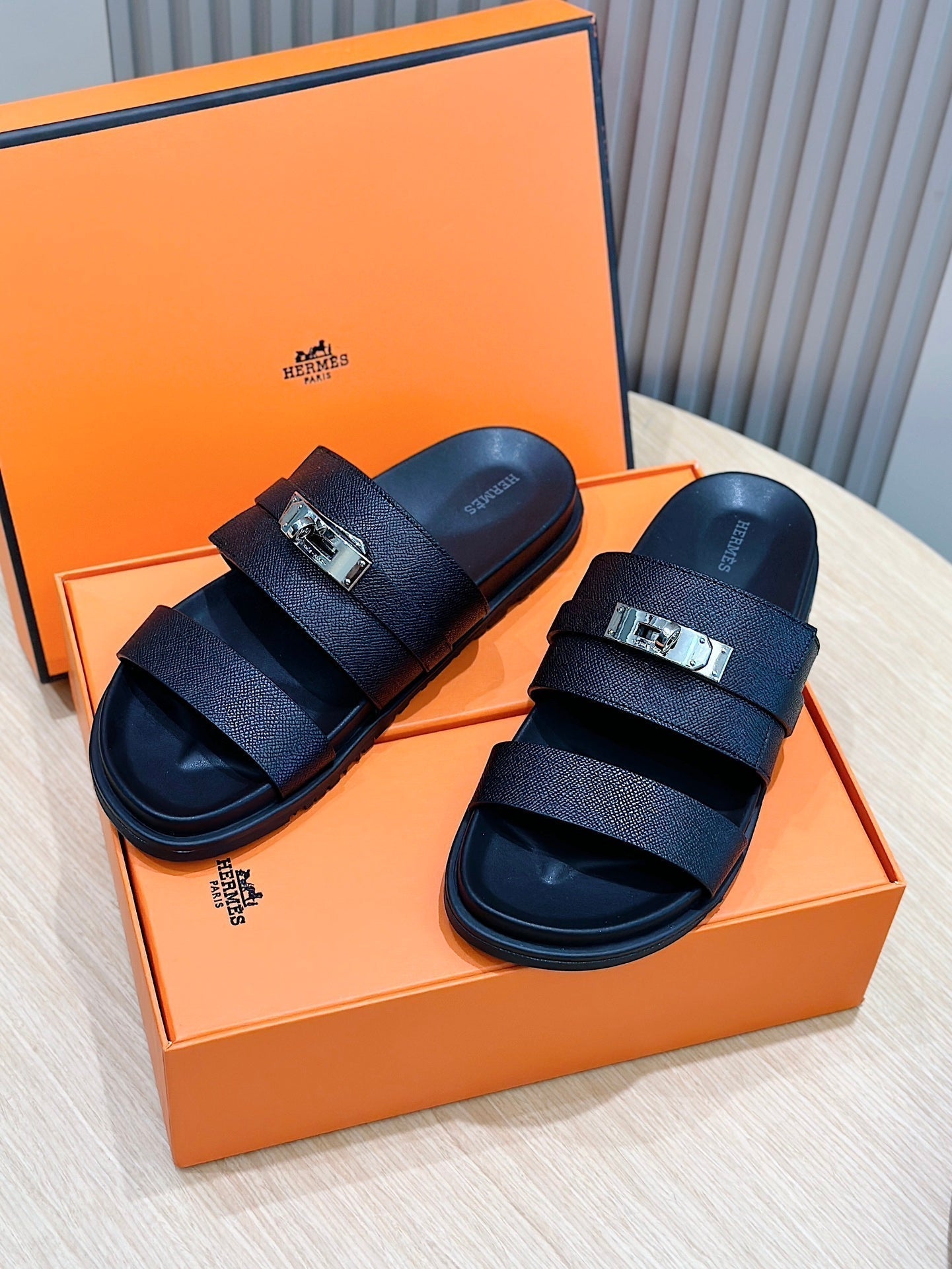 HM Men's Jackson Slide Black Epsom Calfskin 547711