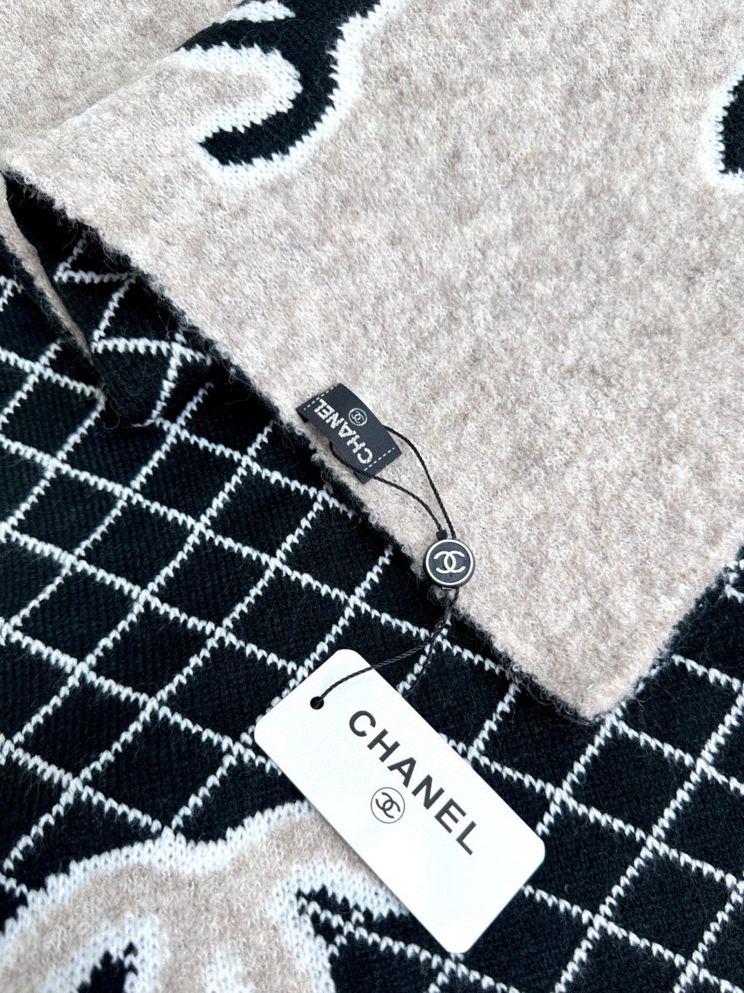 CC Scarf 185 CM In Black Mix Grey Cashmere Wool 370376
