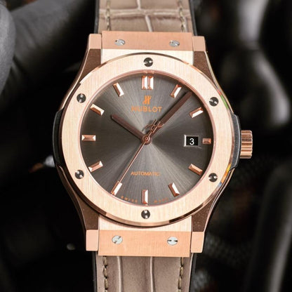 CLASSIC FUSION RACING 42MM KING GOLD