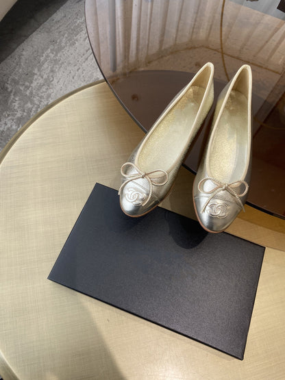 ballet flat gold metalic lambskin patent calfskin