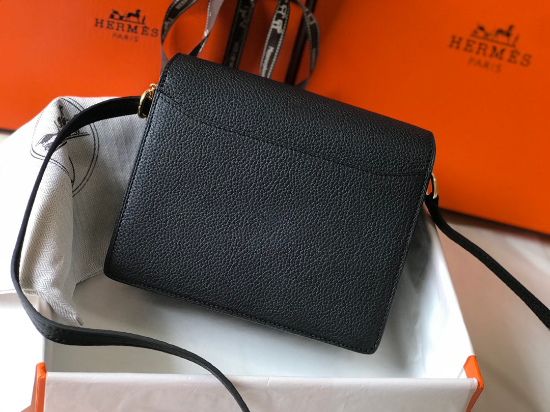 HM SAC ROULIS 19 BLACK TOGO LEATHER