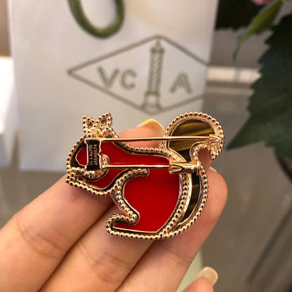 VCA Brooch 07