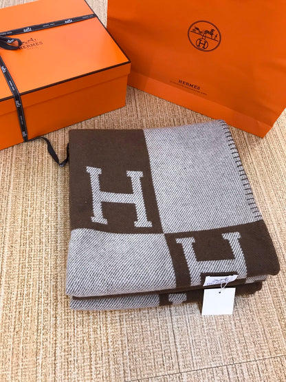 HM Avalon Blanket Brown Mix Gray Cashmere Wool 762022