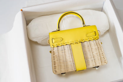 HM Kelly 20 Picnic Kelly Yellow Bamboo And Rattan