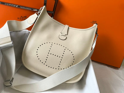 Evelyne 29cm Togo Shw