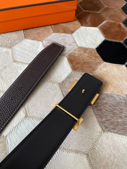 HM CONSTANCE BELT BUCKLE & REVERSIBLE CHOCOLATE BROWN LEATHER STRAP 38MM GOLD HARDWARE