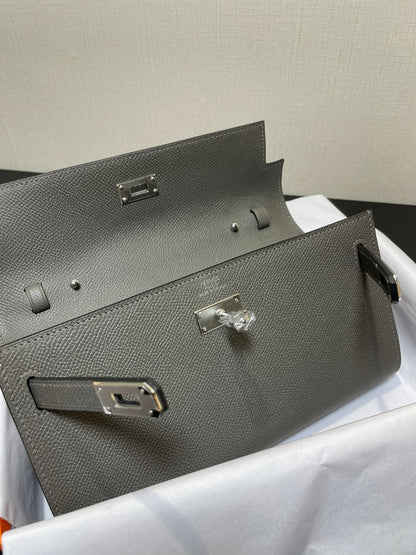 kelly to go wallet 20.5 etain epsom silver hardware