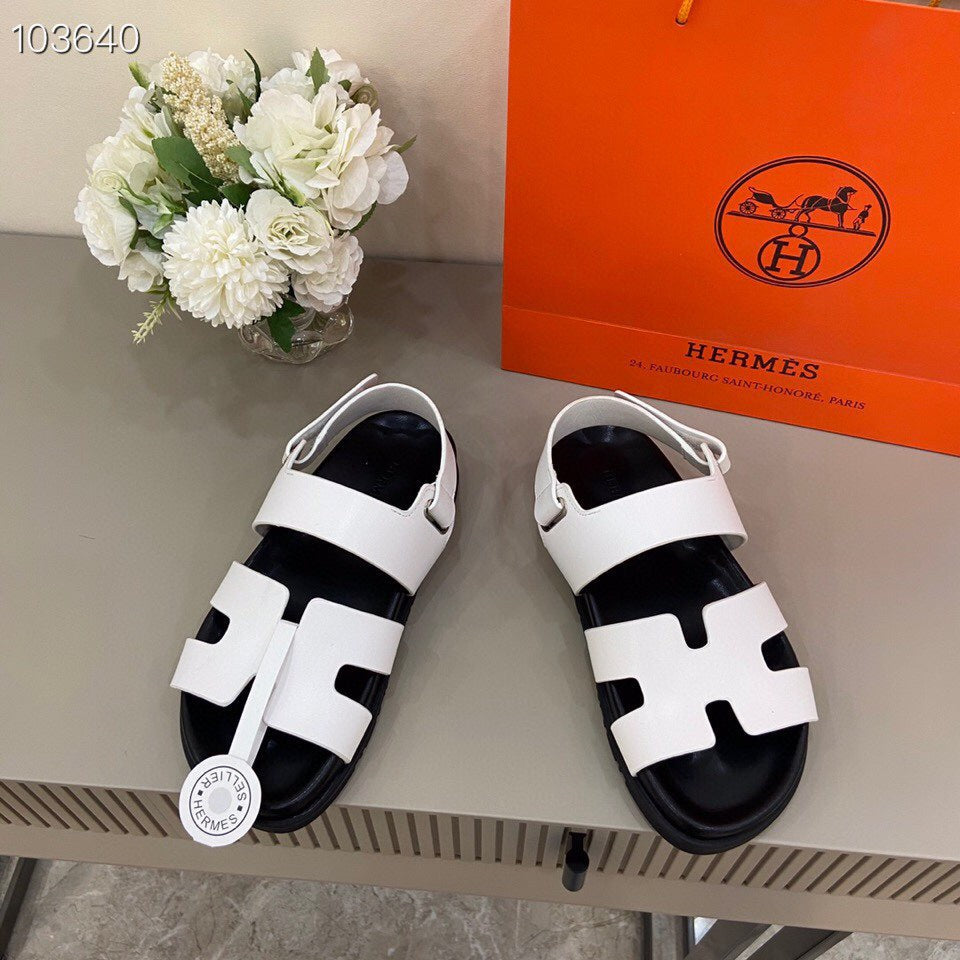 HM GENIUS SANDAL BLACK AND WHITE CALFSKIN