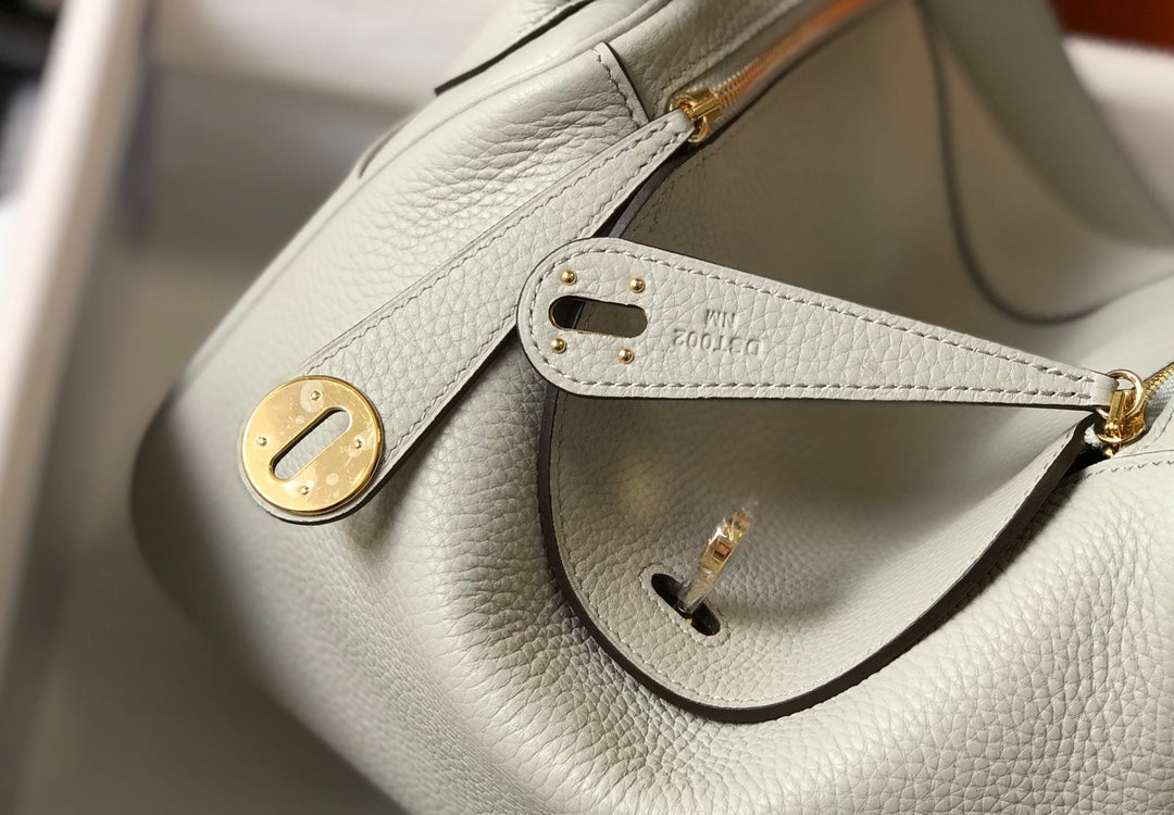 HM LINDY 30 BAG CREAM TAURILLON CLEMENCE LEATHER