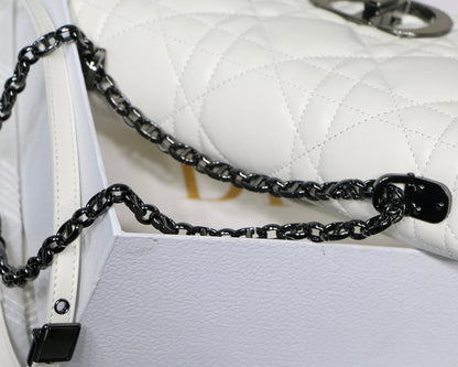 medium caro 25.5 white calfskin black hardware