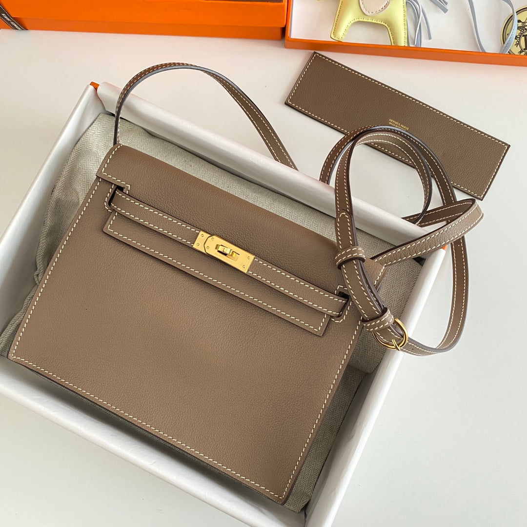 Kelly Danse II 22cm Dark Brown Evercolor Leather Ghw