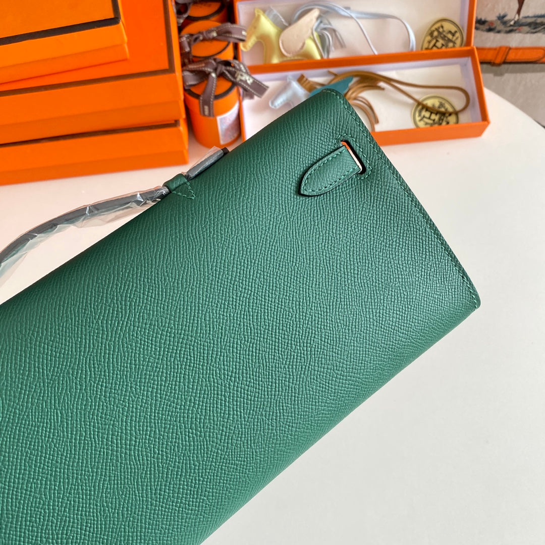 HM Kelly Cut 31 Kaitoke Green Epsom Leather Gold Hardware 229040