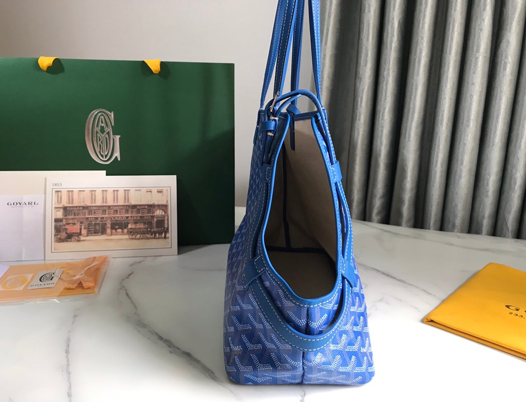 CHIEN GRIS BAG 33 IN SAPPHIRE BLUE GOYARDINE CANVAS AND TAN CALFSKIN TRIM