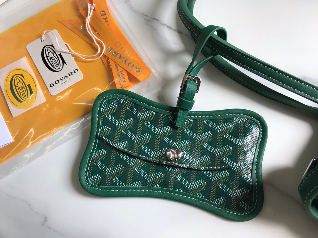 CHIEN GRIS BAG 33 IN GREEN GOYARDINE CANVAS AND CALFSKIN TRIM