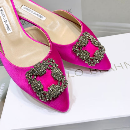 Manolo Buckle Flast Mules Dark Pink Silk 327521