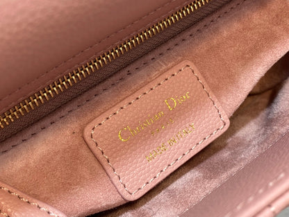 mini lady 17 sakura calfskin ghw