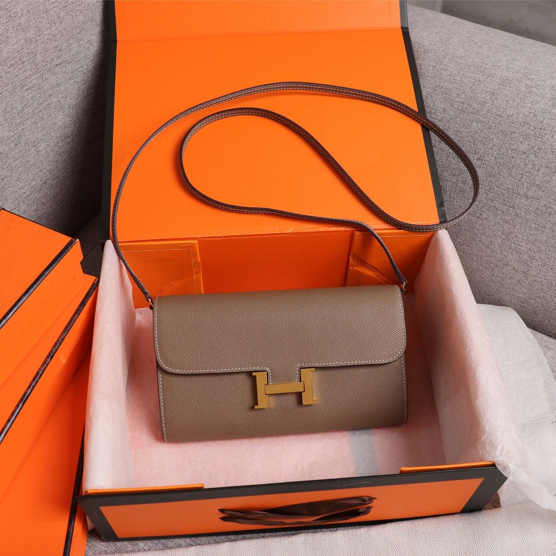 HM CONSTANCE BAGS DAKANG 20.5 CARAMEL EPSOM