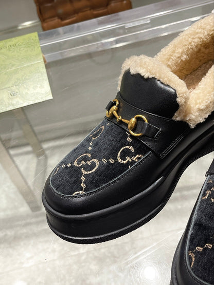 GG Snow Boots Black  Calfskin Suede Wool 576251
