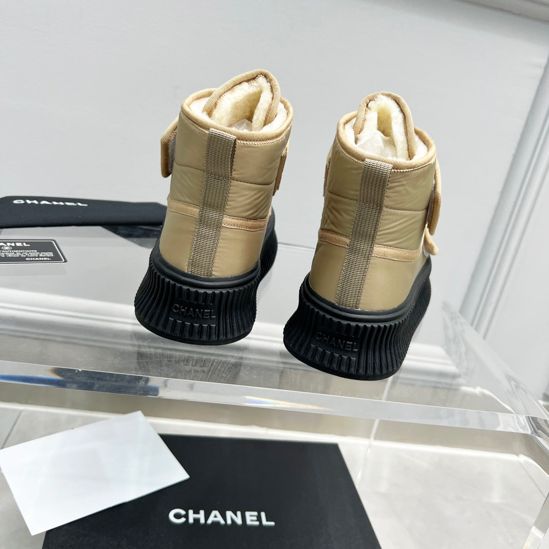 CC High Top Sneaker Thick-Soled Beige Rain Velvet Fabric