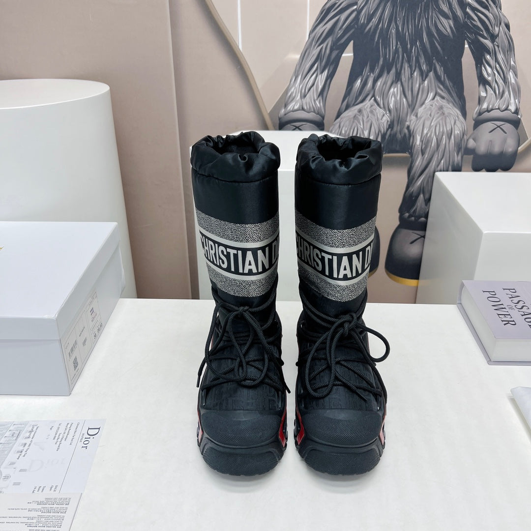 CD Platform Snow Boots Black Red Cowhide Nylon Fabric 539651