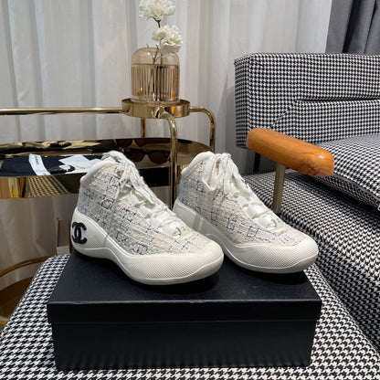 CC Sneaker In White Tweed Fabric 144803