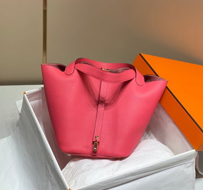 HM PICOTIN LOCK 18 RED PINK TOGO LEATHER