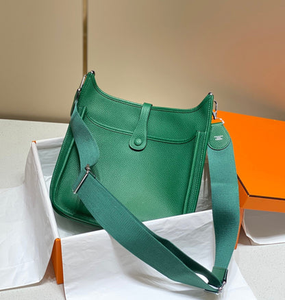 Evelyne 29cm Dark Green Togo Shw