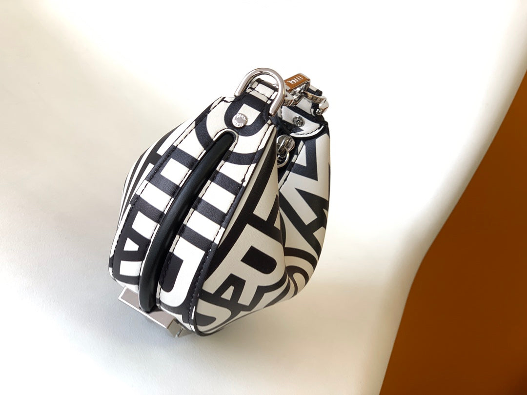 FENDIGRAPHY MINI 16 IN WHITE MIX BLACK SMOOTH CALFSKIN SILVER HARDWARE