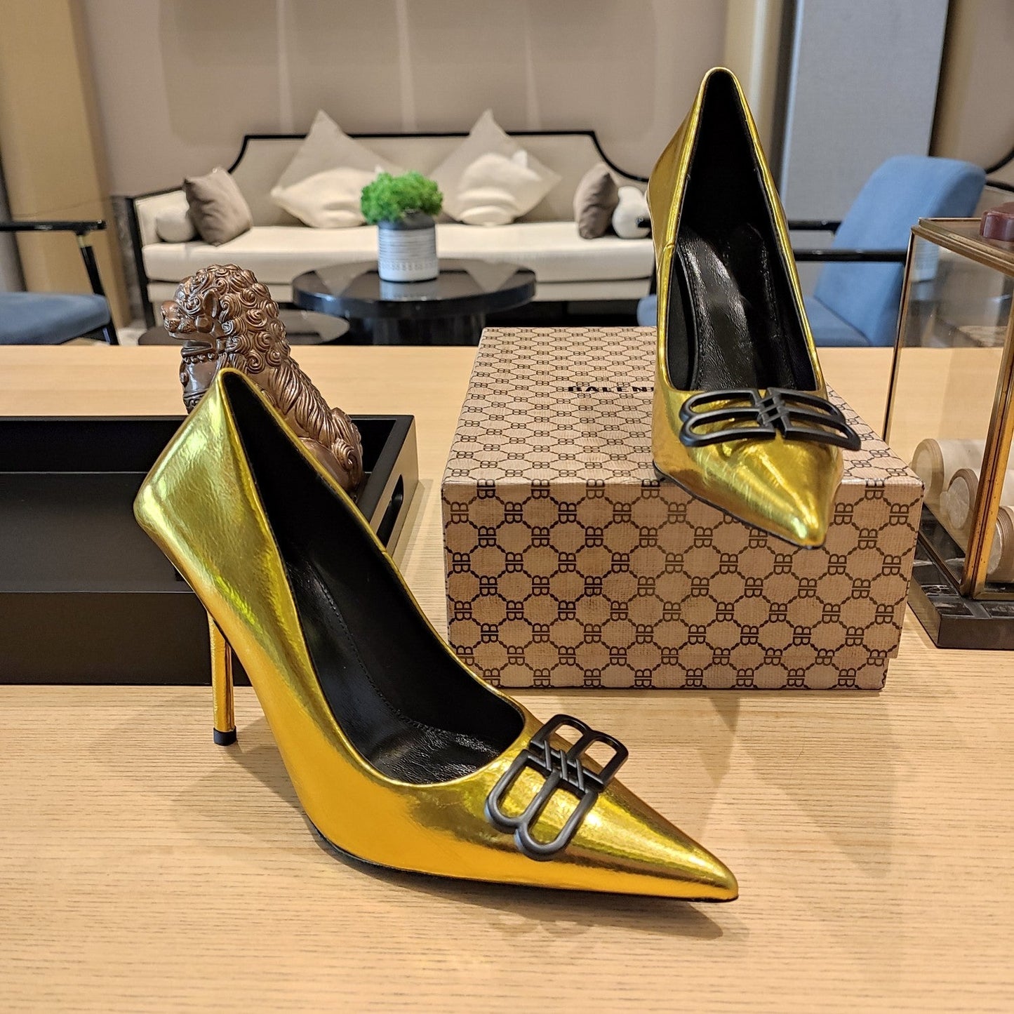 Balenciaga 26s High Heel 100 Gold Patent Leather 681203