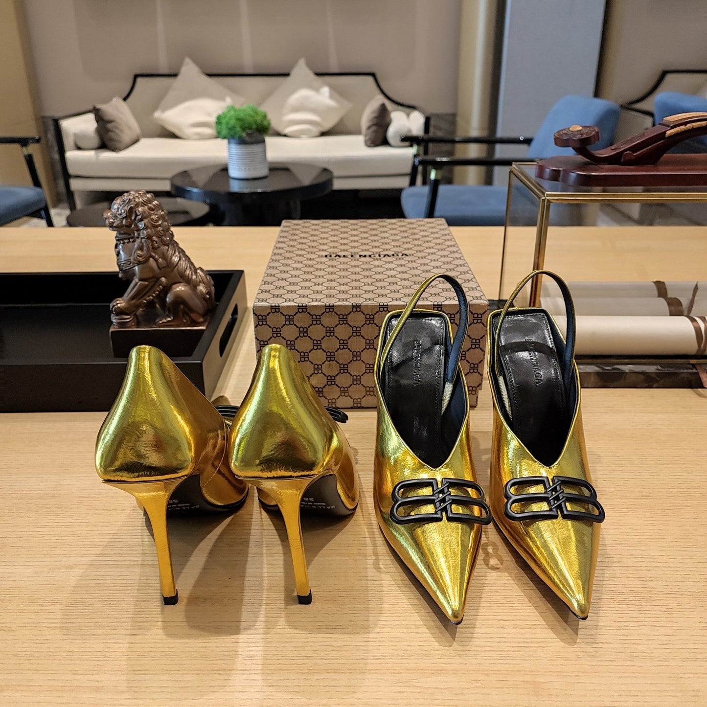 Balenciaga 26s High Heel 100 Gold Patent Leather 681203