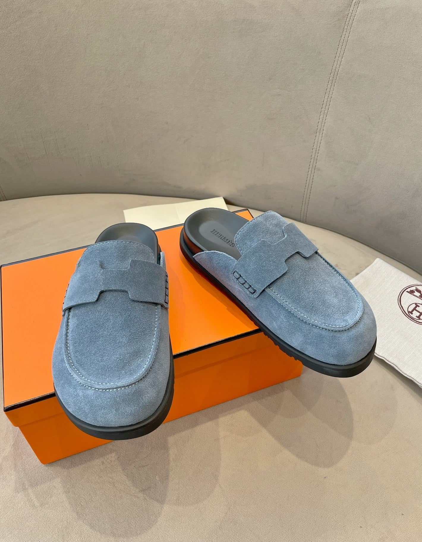 G0 MULE SKY SUEDE