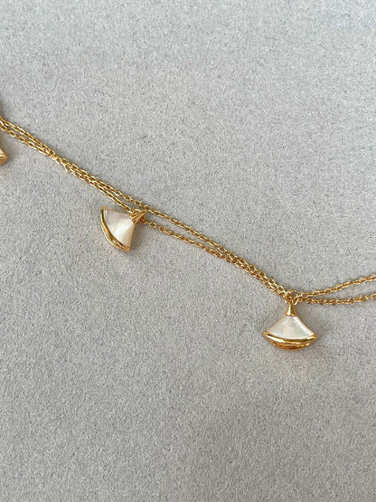 BVL 4 MOTIF GOLD DIVA DREAM BRACELET