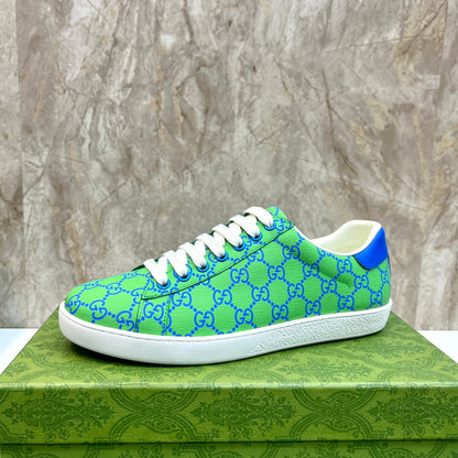 GG Men's Supreme Sneaker Green Canvas 525927