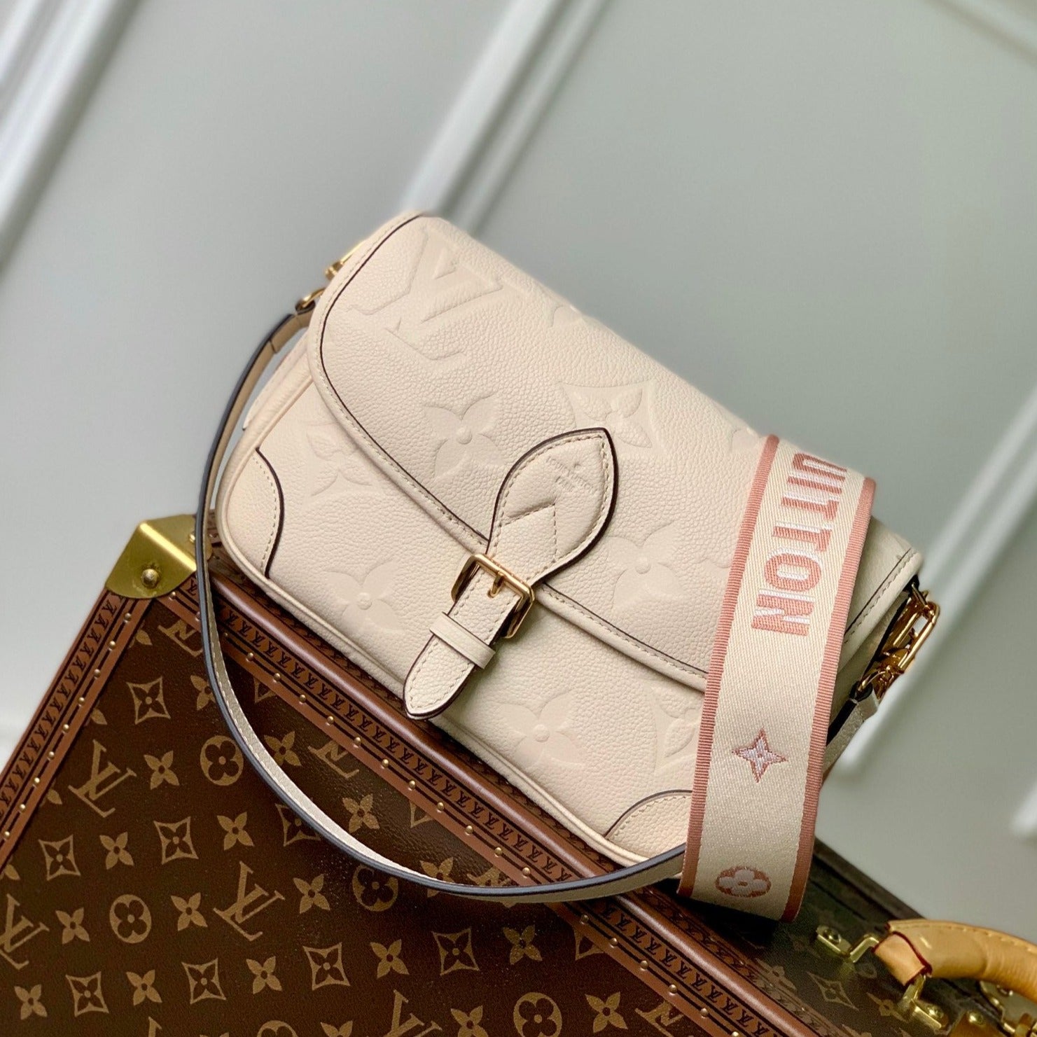 Shoulder Bags