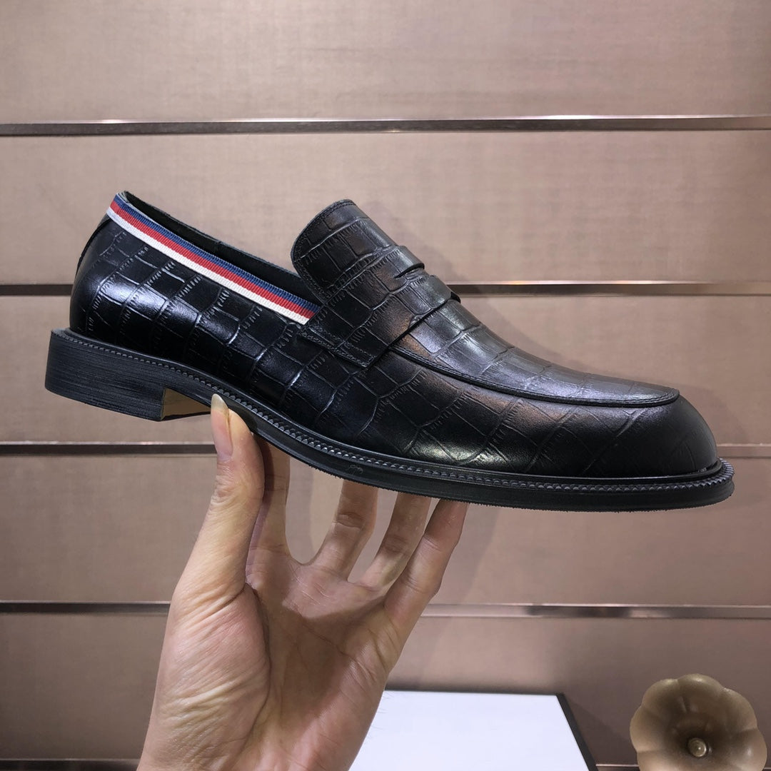 GG Men's Dress Loafer Black Cowhide 457680