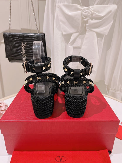 VT Rockstud Platform Sandals 65mm Black Espadrilles Calfskin 521309