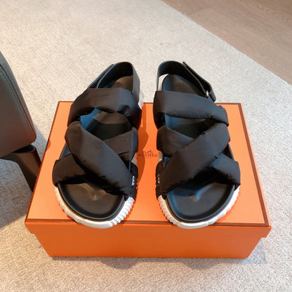 HM ELECTRIC SANDAL BLACK FABRIC AND CALFSKIN